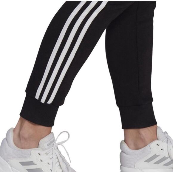 Adidas Women’s Slim Fit Full Length Tapered Leg Track Pants Size Small Black - Picture 4 of 9